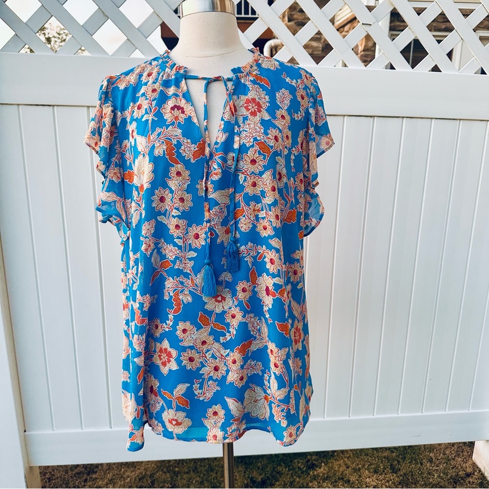 Jessica Simpson Floral Plus Size Lightweight Blouse